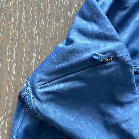 GapFit Women’s Eclipse Leggings - Size M - Never Worn - Picture 3 of 7